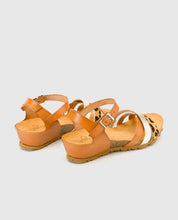 Sandalia de cuña Monaco 006 plata_19444.jpg