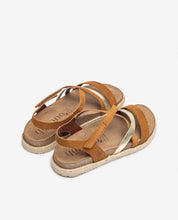 Sandalia plana ARENA-002 plateado_36576.jpg