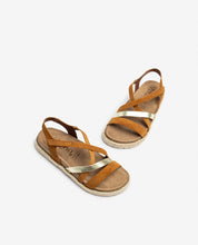 Sandalia plana ARENA-002 plateado_36578.jpg