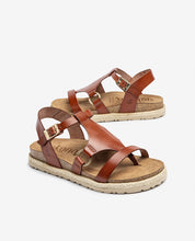 Sandalia plana ARENA-021 marrón_36609.jpg