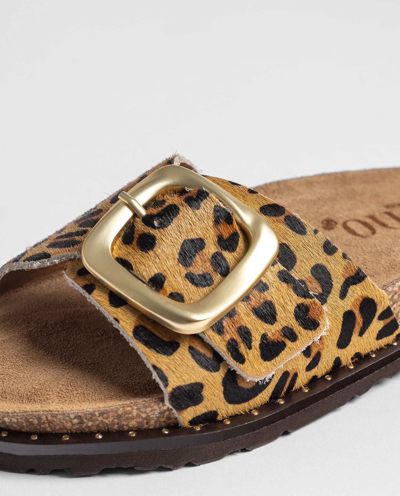 Sandalia plana BOLUS-114 beige_39226.jpg