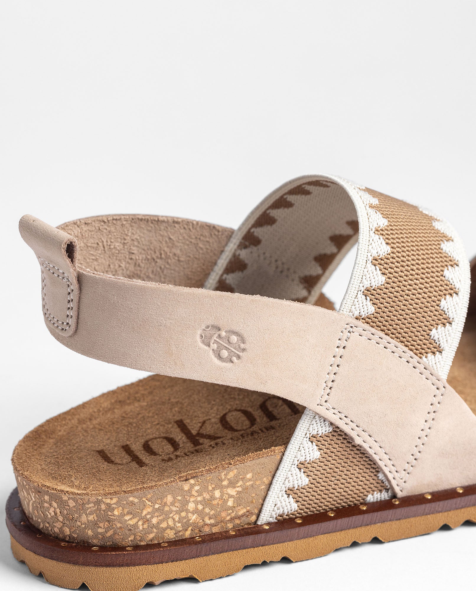 Sandalia plana BOLUS-255 beige_40159.jpg