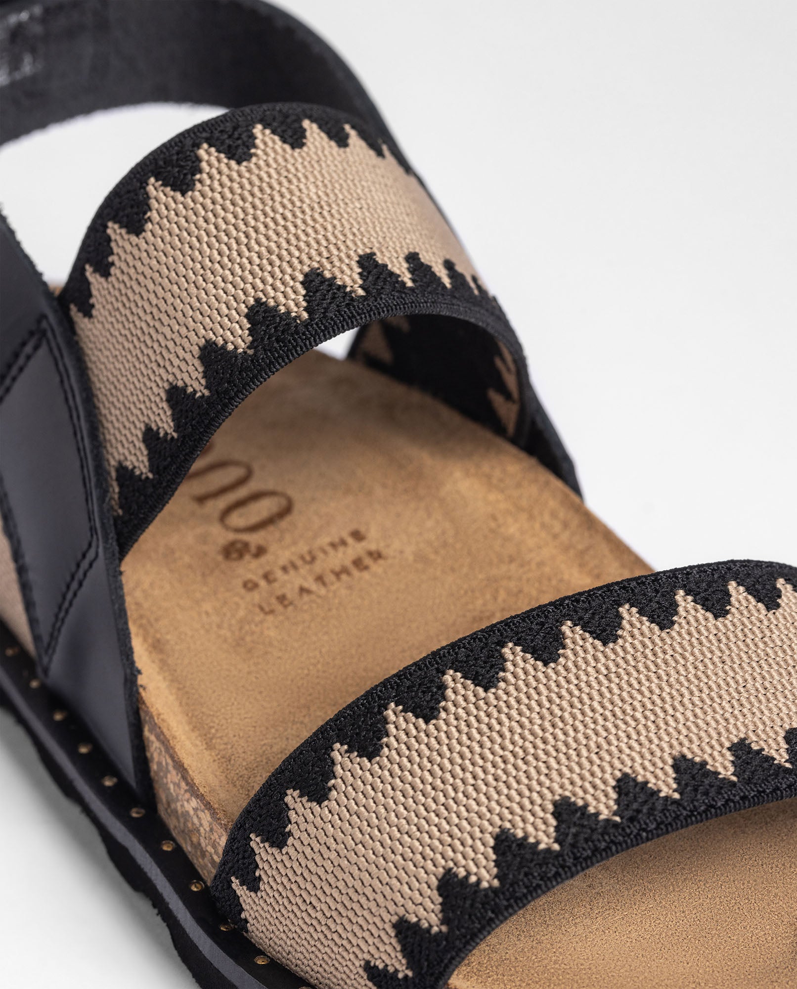 Sandalia plana BOLUS-255 negro_40149.jpg