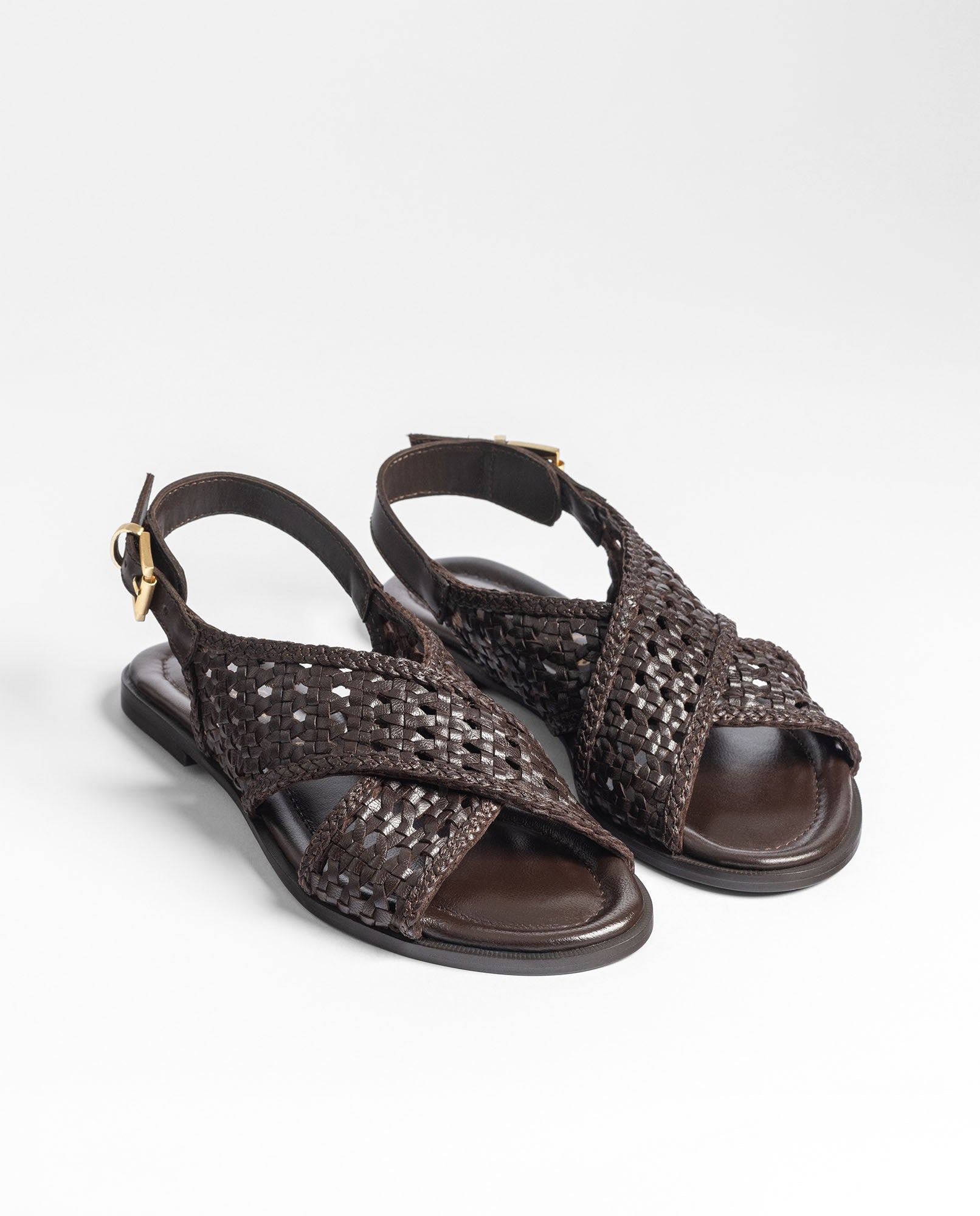 Sandalia plana CRES-252 marrón oscuro_39296.jpg