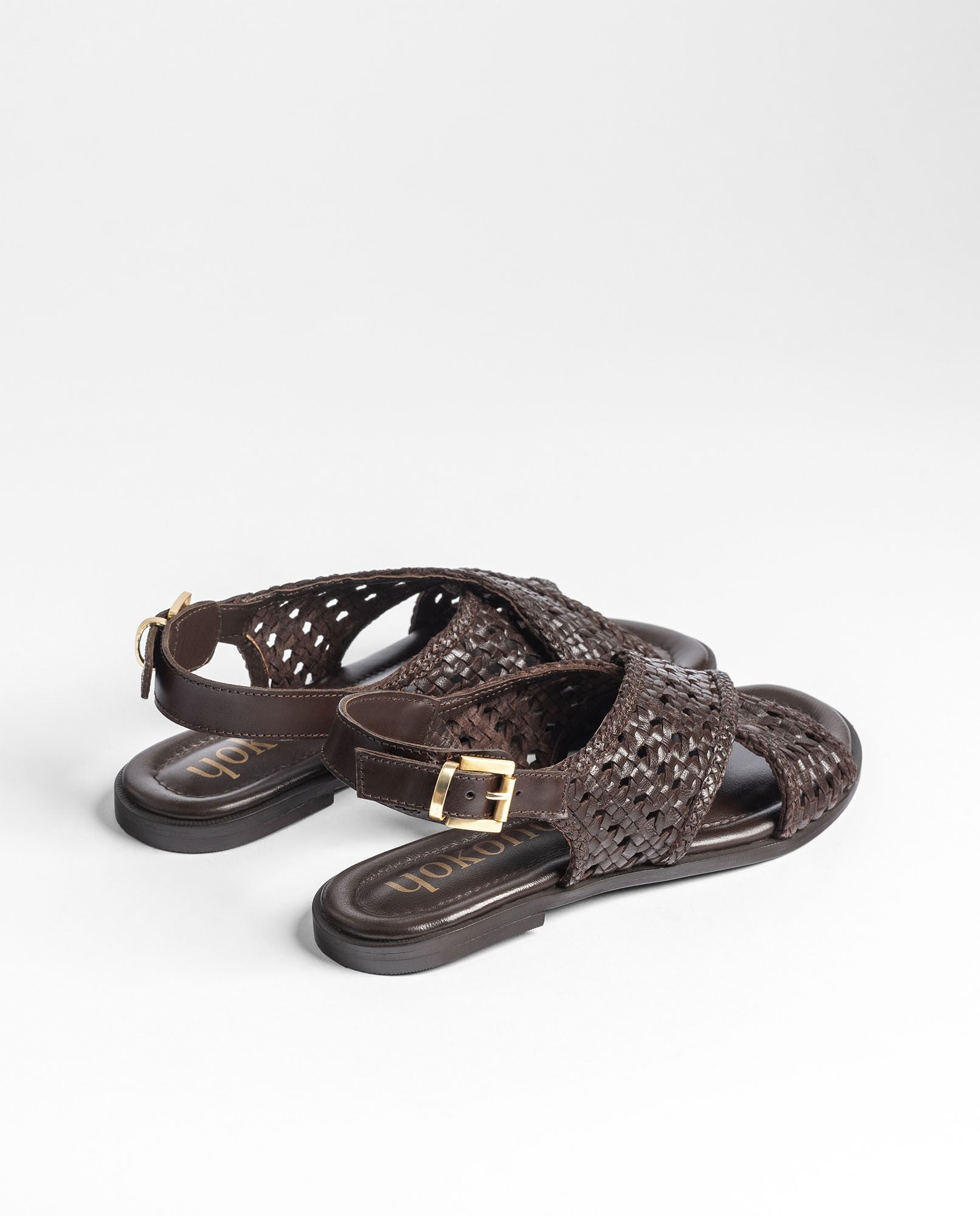 Sandalia plana CRES-252 marrón oscuro_39297.jpg