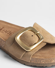 Sandalia plana JERBA-114 marrón claro_38908.jpg