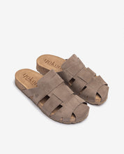 Sandalia plana JERBA-253 marrón_36755.jpg