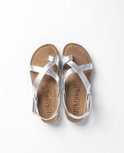 Sandalia plana JERBA-718 plata_40264.jpg