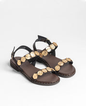 Sandalia plana LARA-271 marrón_40286.jpg