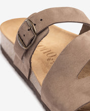 Sandalia plana MACAM-250 marrón_36403.jpg