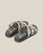 Sandalia plana Morena 125 cebra_33853.jpg