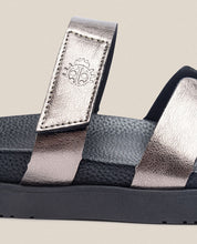 Sandalia plana Morena 125 gris_33857.jpg