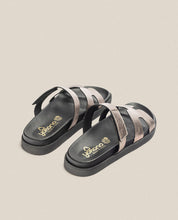 Sandalia plana Morena 125 gris_33858.jpg