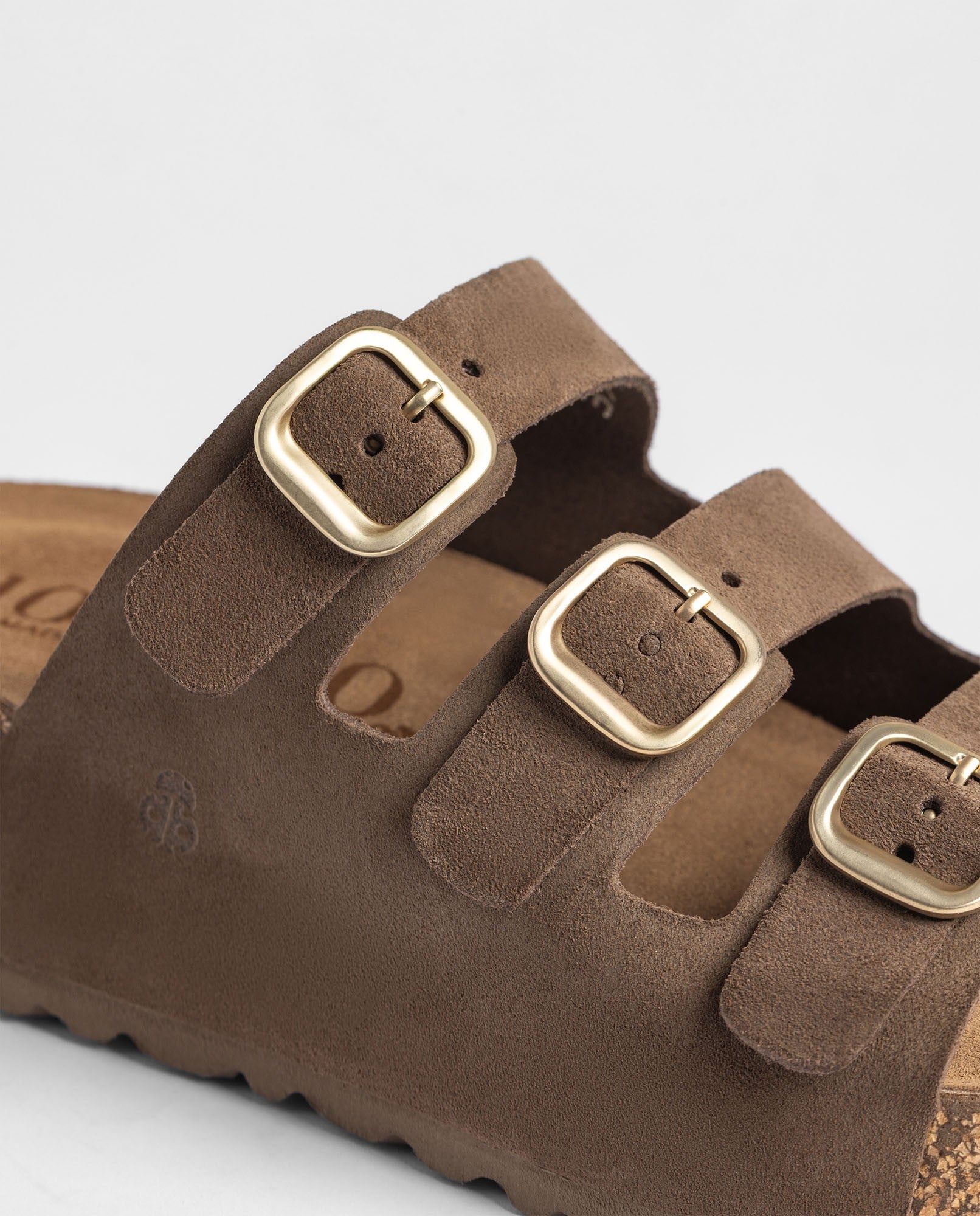 Sandalia plataforma WIWI-263 marrón oscuro_39088.jpg