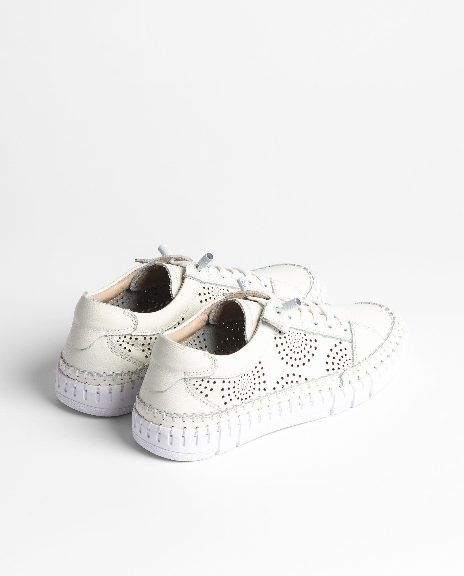 Sneaker FLOW-100 blanco_38489.jpg