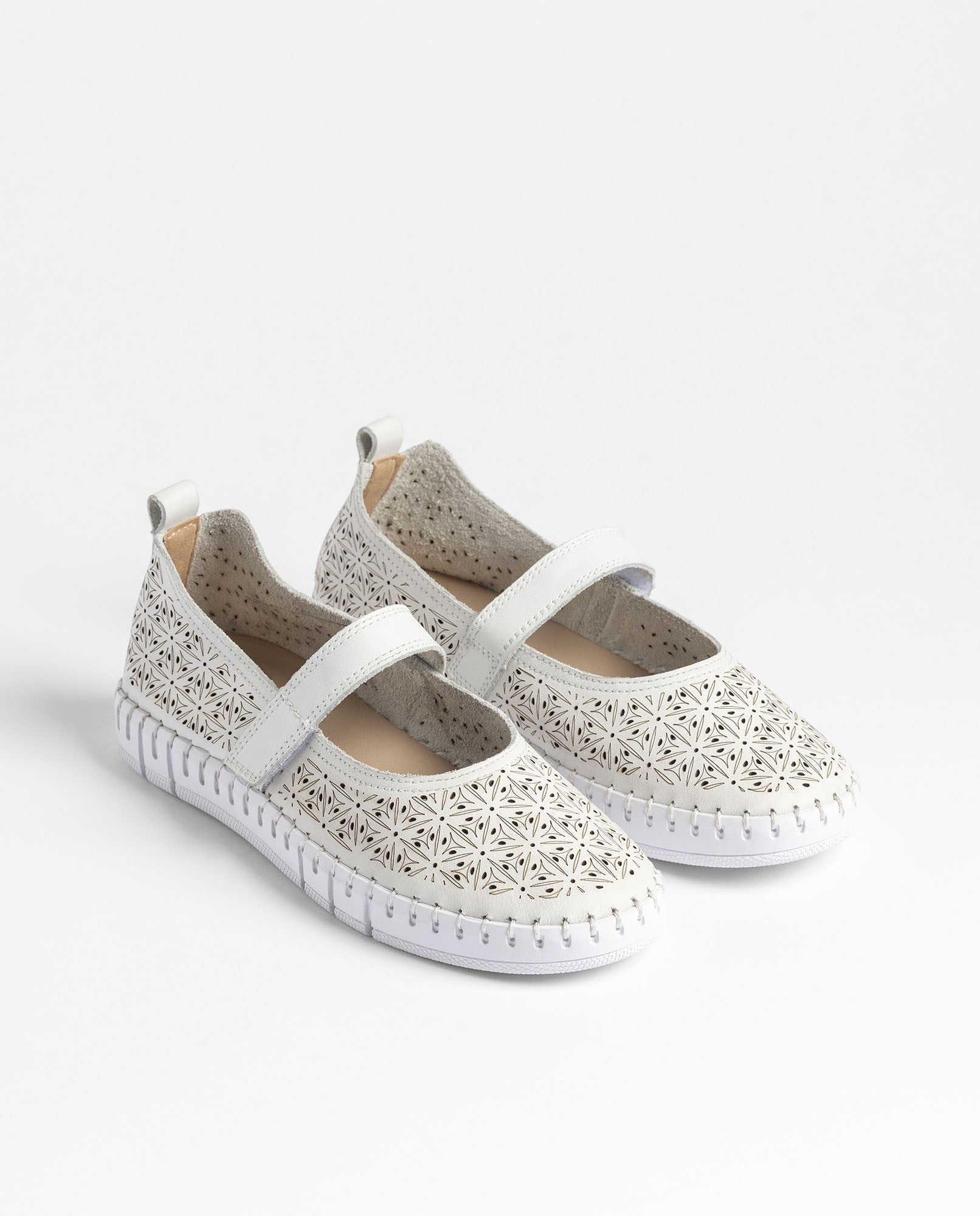 Sneaker FLOW-106 blanco_39001.jpg