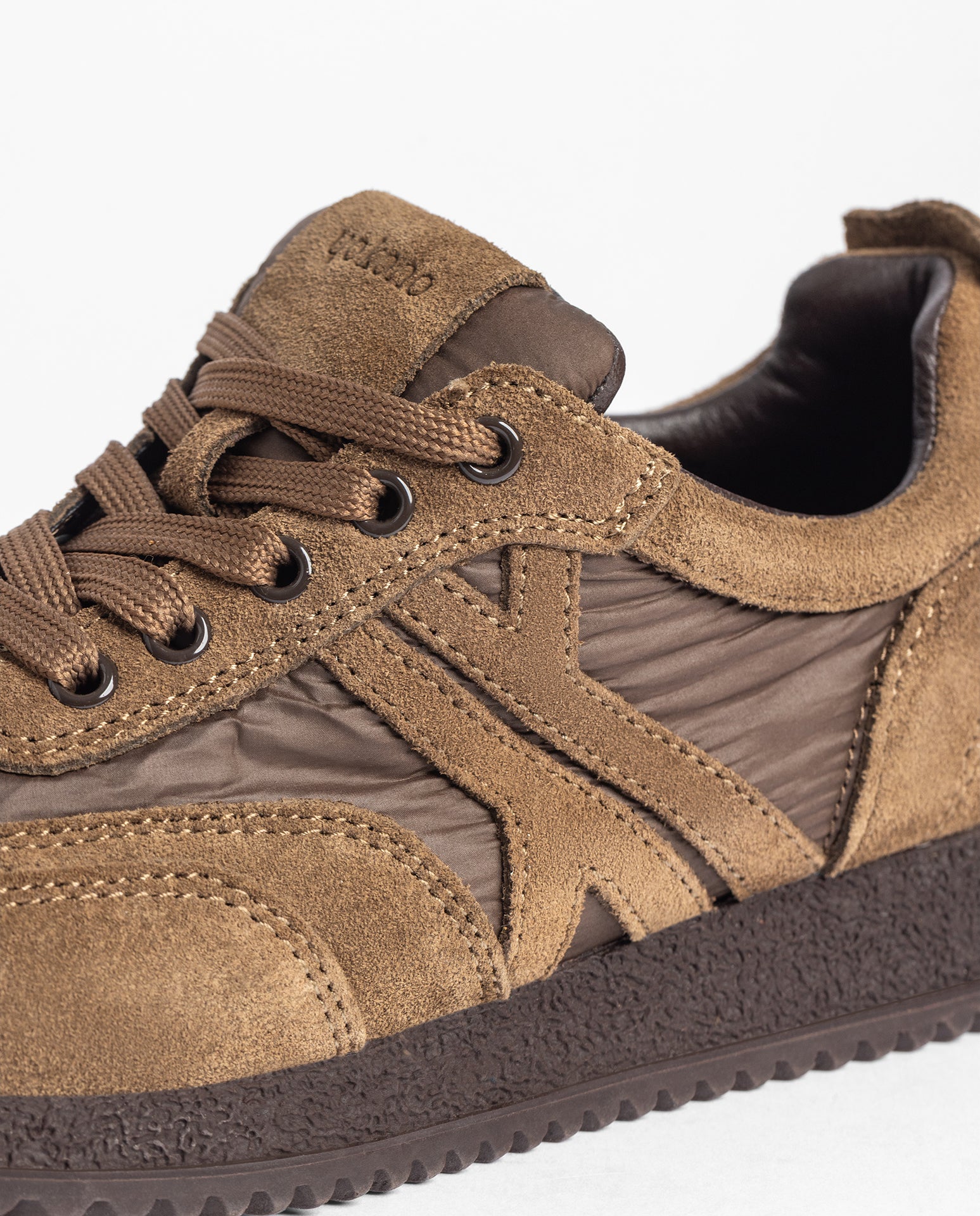 Sneaker GUAM-260 marrón_42069.jpg