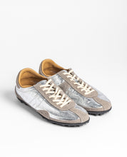 Sneaker LYON-261 plateado_42112.jpg
