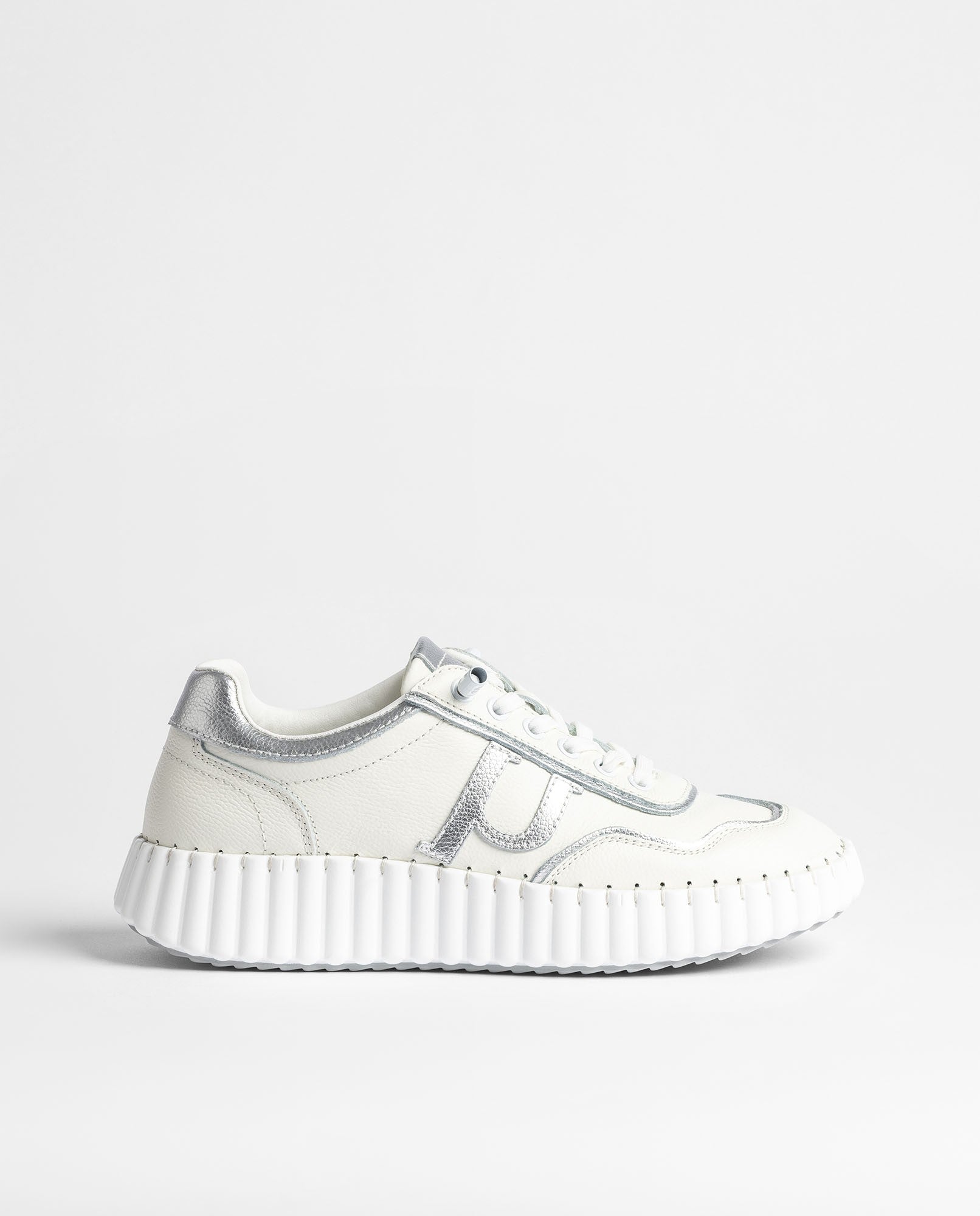 Sneaker VANNA-105 plateado_38667.jpg