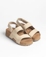 Sandalia plataforma WIWI-261 beige