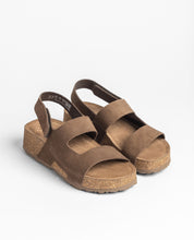 Sandalia plataforma WIWI-261 marrón oscuro