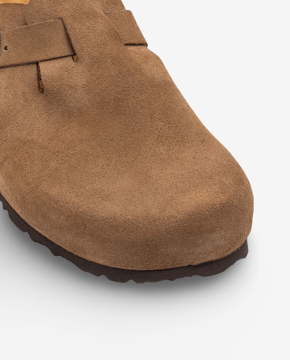 Chaussure plate CLOG-599 marron