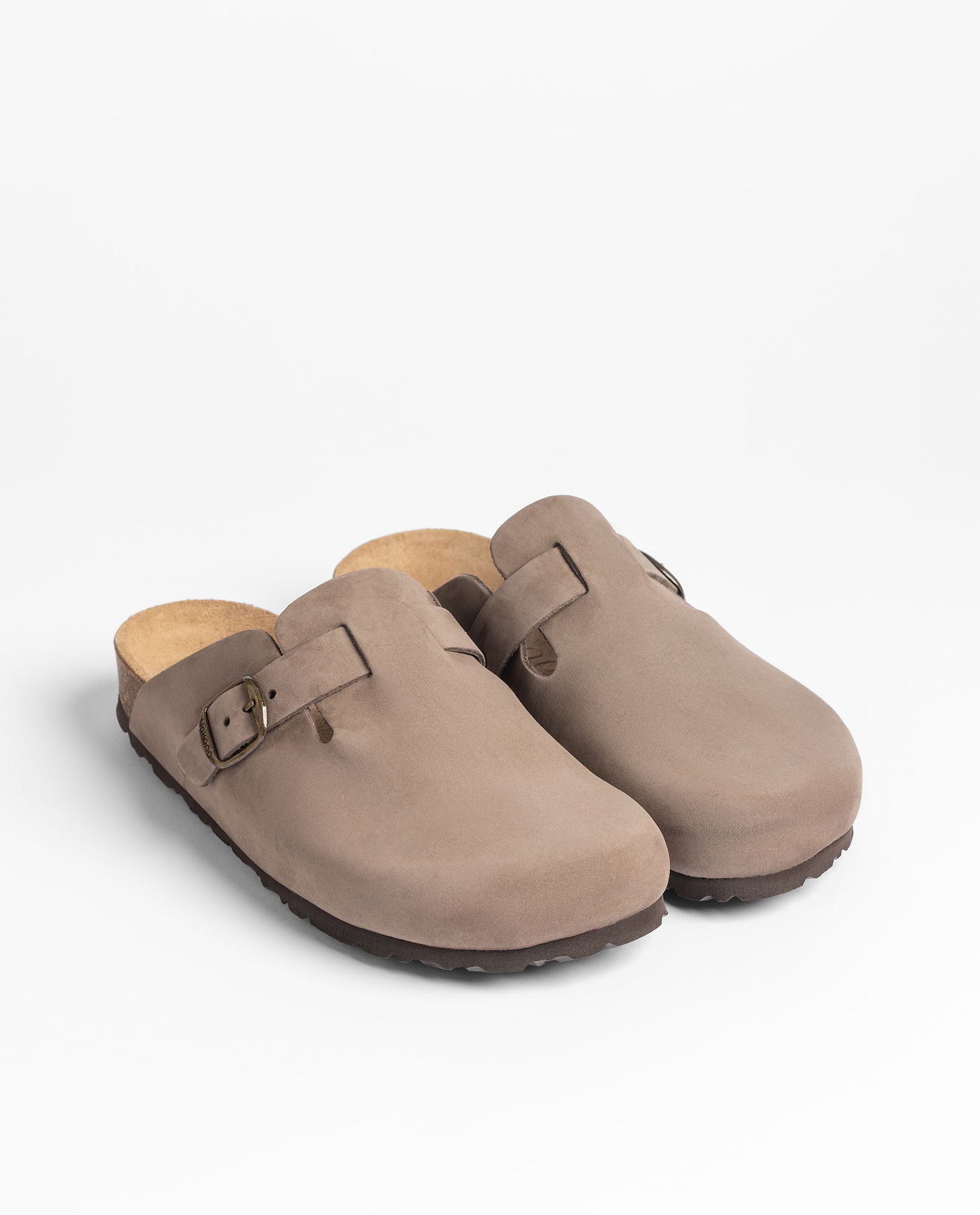 Zoccolo ZUECO-599 marrone