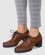 Zapato de tacón Berlin 016 cuero_20182.jpg