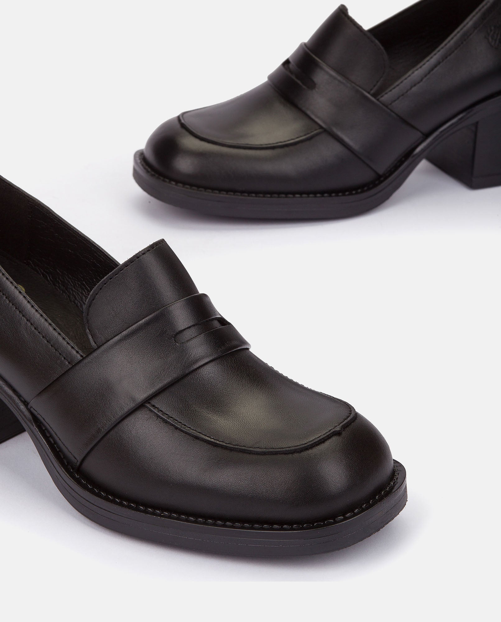 Zapato de tacón LANDAS-001 NEGRO_31215.jpg