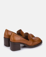 Zapato de tacón Landas 001 cuero_31518.jpg