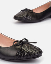 Zapato plano Canada 001 negro_30827.jpg