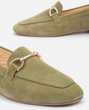 Zapato plano Regina 002 verde_24740.jpg