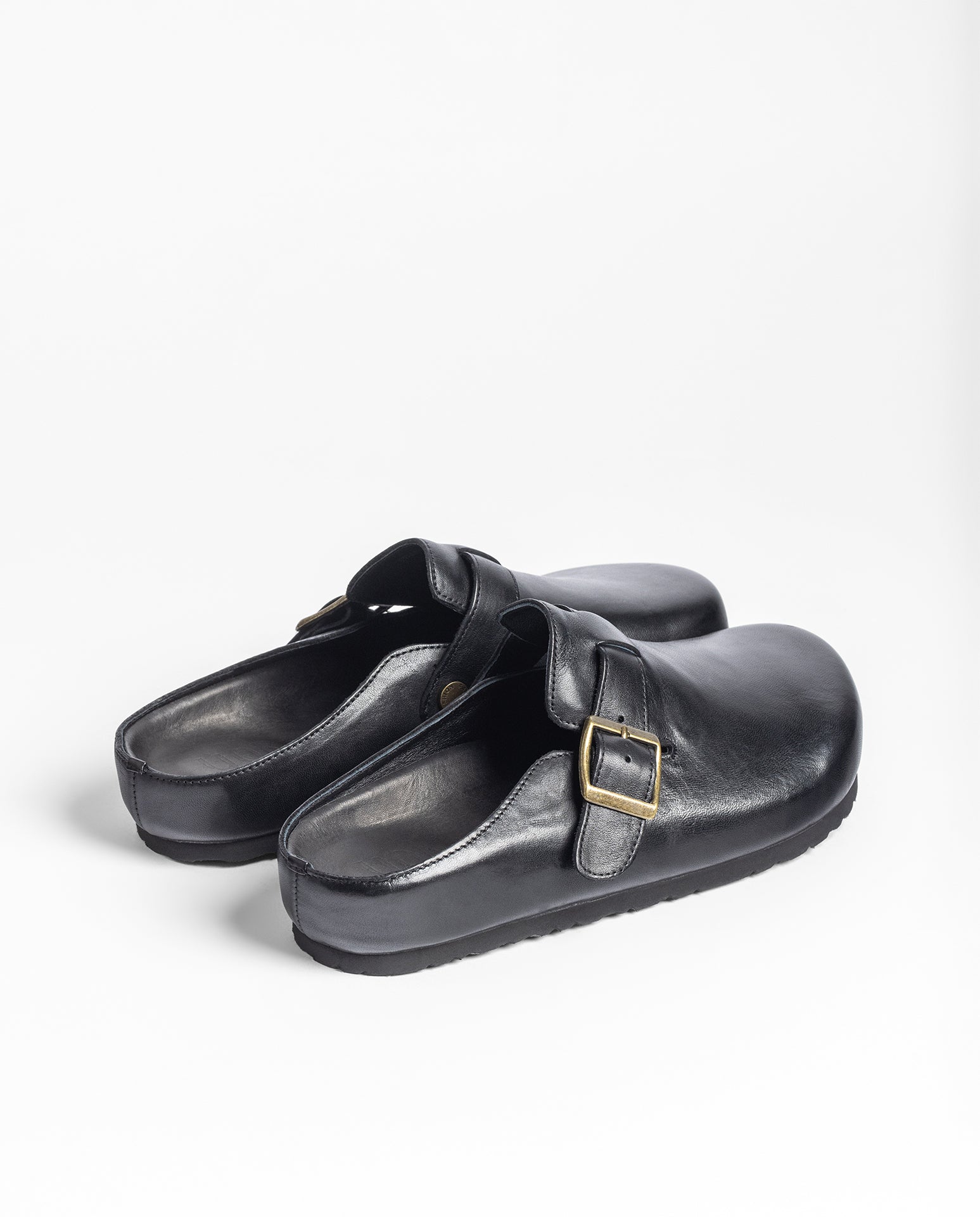 Zueco IBON-261 negro_42079.jpg