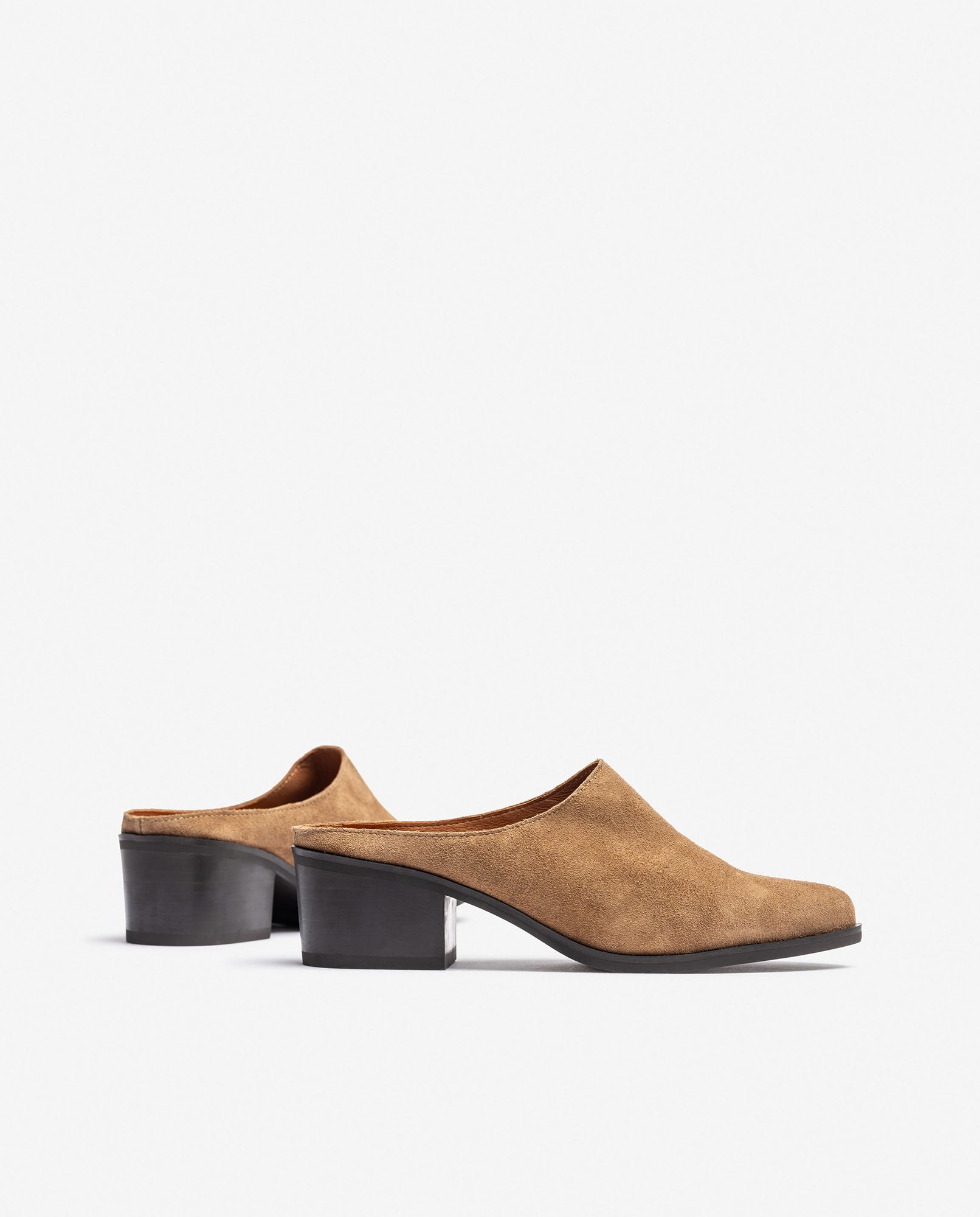 Zueco LAILA-004 beige_38366.jpg